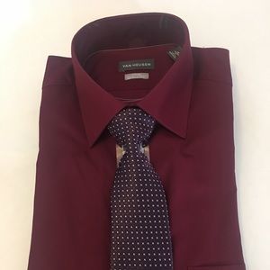 New! Van Heusen Fitted Deep Red
